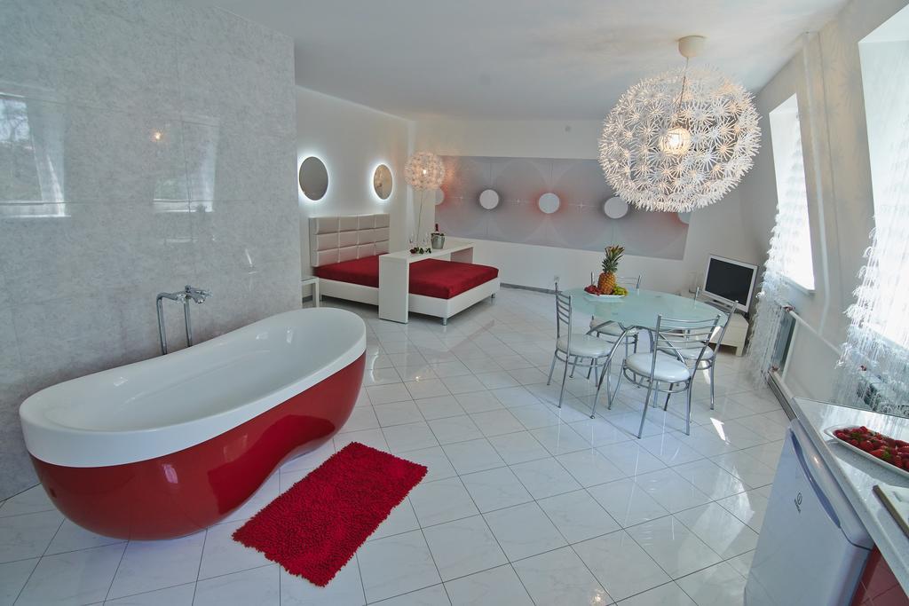 Dragomir Apartments Tsjerkasij Rom bilde